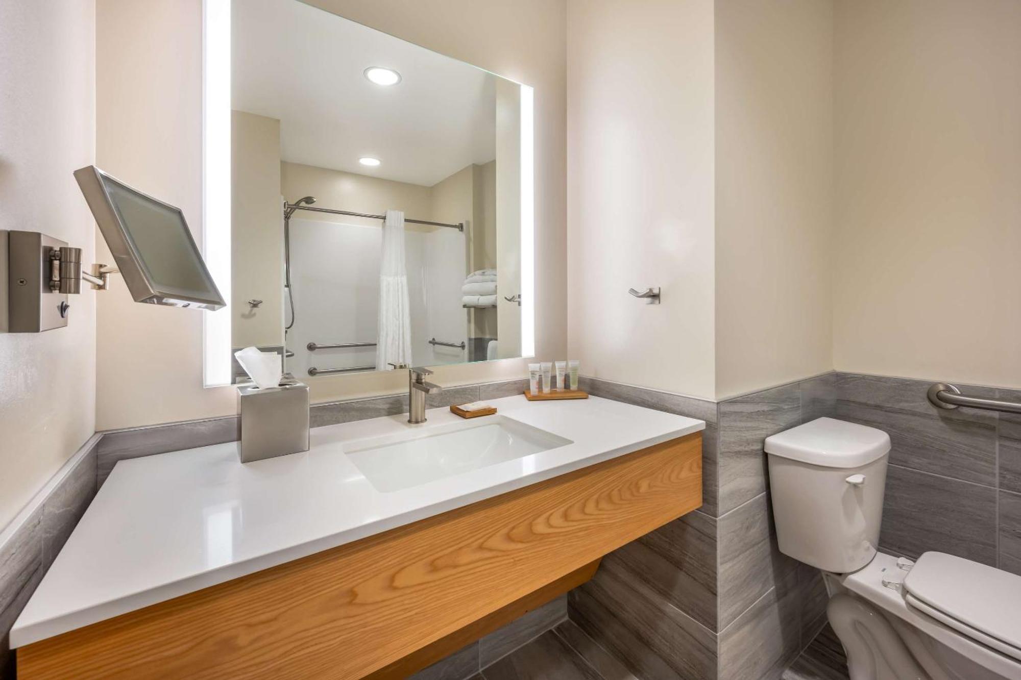 Radisson Hotel Pendleton Airport Dış mekan fotoğraf